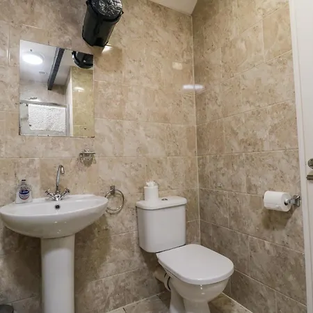 Honeysuckle בית נופש *